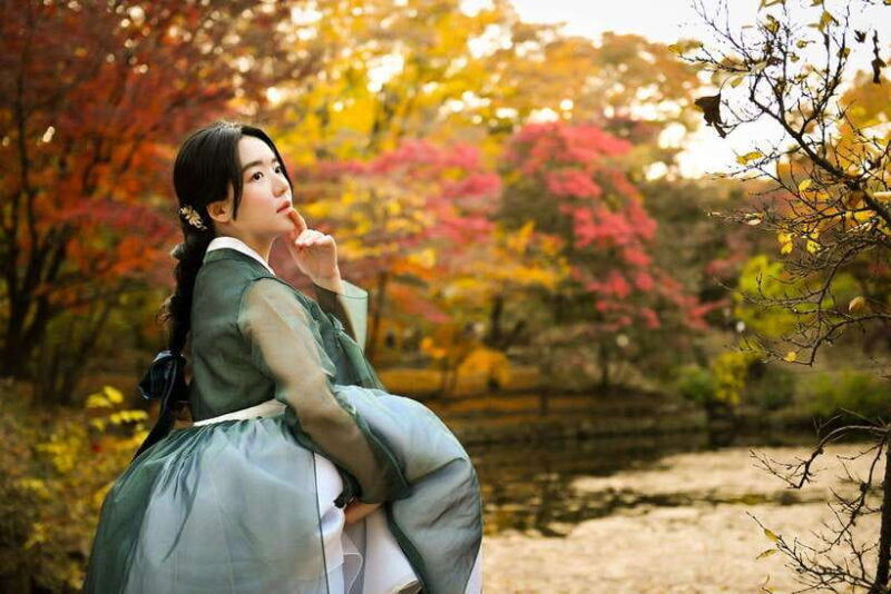 Changdeokgung Hanbok Experience at hanboknam - The Sum Up