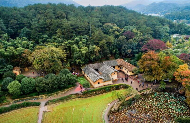 Changsha Guided Tour To The Birthplace Of Mao Zedong - How the Tour Begins: From City to Countryside