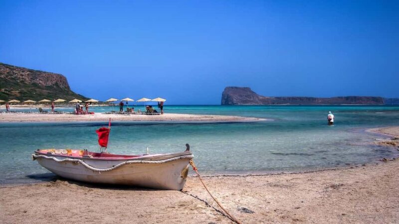 Chania: Balos 4x4 Jeep Safari Tour from Kissamos+Fruit Salad - The Beach and Lagoon