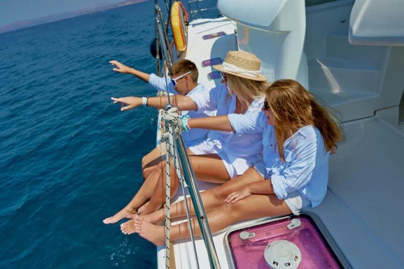 Chania Old Port: All-inclusive Catamaran Trip Agioi Theodori - FAQs