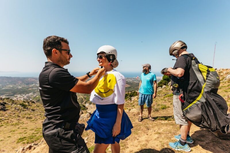 Chania: Paragliding Tandem Flight - The Landing and Return