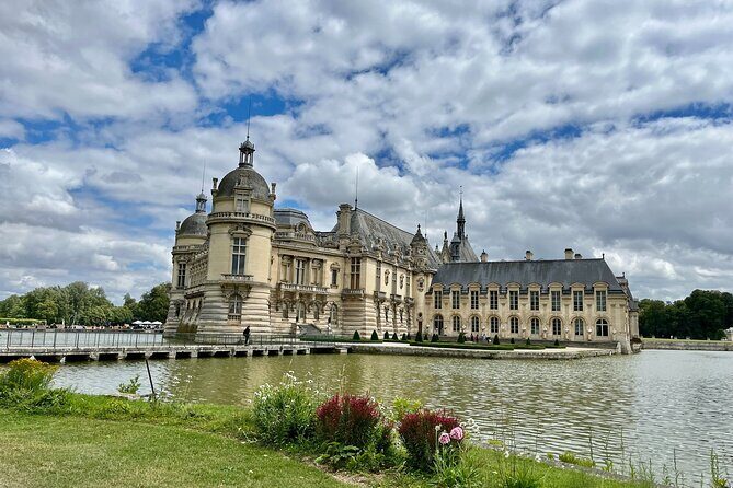 Chantilly Tour: Great Stables and Renaissance Meal from Paris - A Day in Chantilly: Stables, Art, and a Renaissance Feast