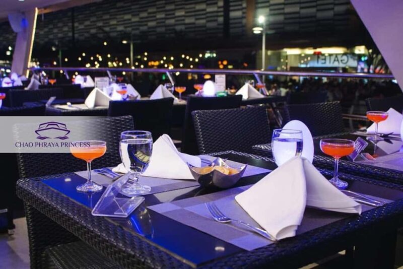 Chao Phraya Dinner Cruise with Private Transportation - Final Thoughts: Who Will Love This Experience?