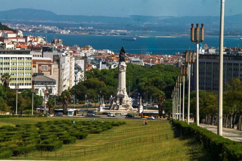 Chaparru's Lisbon Essentials 5 H Tuk Tuk Tour - A Deep Dive into the Lisbon Tuk-Tuk Experience