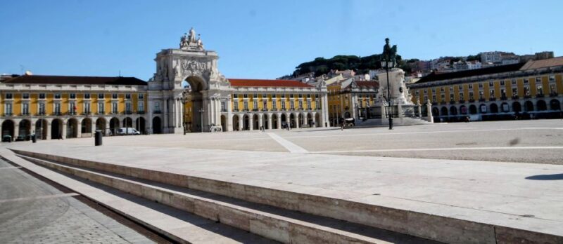 Chaparru's Lisbon Essentials 5 H Tuk Tuk Tour - FAQ
