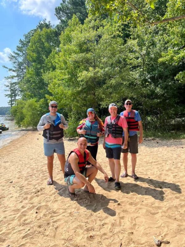 Chapel Hill : Lake Jordan Paddle Board Rental - Key Points