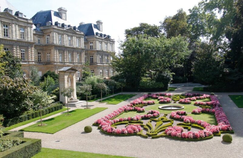 Chapel of Our Lady of the Miraculous Medal Paris Guided Tour - FAQ