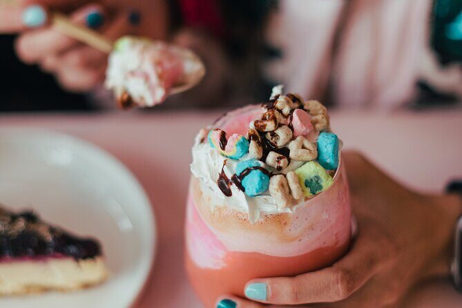 Chapinero: Hotspots & CoolTure Route - Authentic Encounters and Stunning Views