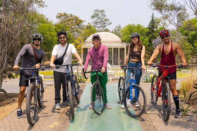 Chapultepec Castle or Anthropology Museum bike tour - Discovering Mexico City by Bike: A Deep Dive into the Chapultepec & Anthropology Museum Tour