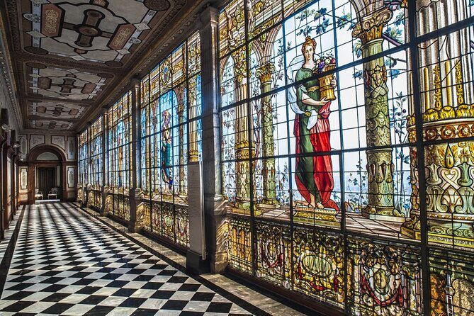 Chapultepec Castle Private Tour with Transport Option - Who Should Book This Tour?