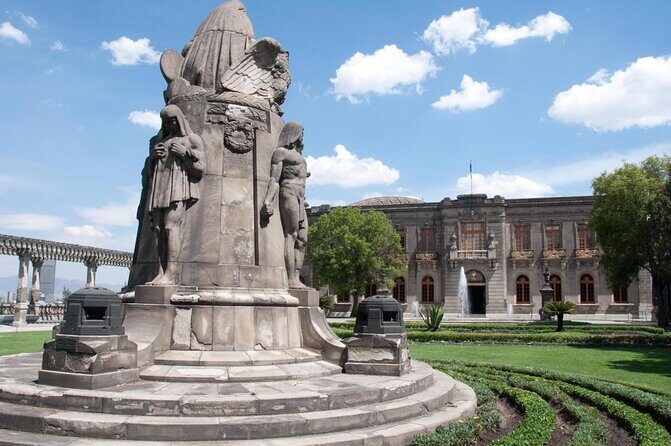 Chapultepec Castle Tour and its surroundings - Key Points