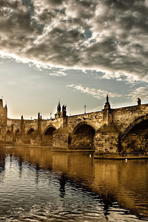 Charles Bridge & Lesser Town Walking Tour - Key Points
