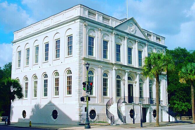 Charleston: A Walk Through Charleston History - An In-Depth Look at Charleston: A Walk Through History