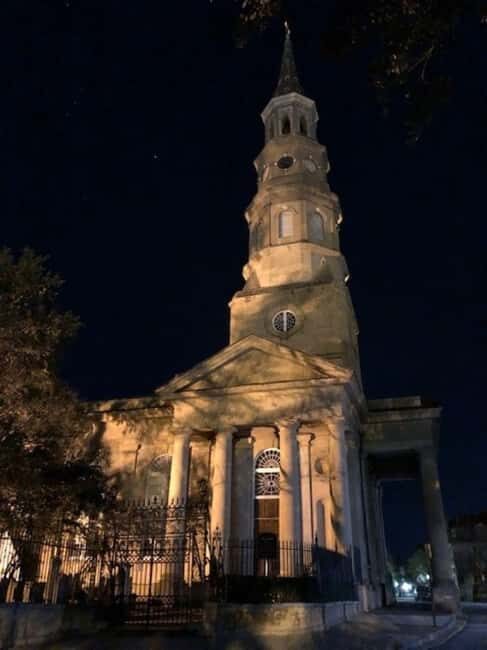 Charleston: City of the Dead Walking Ghost Tour - The Guides Make the Experience