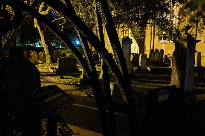 Charleston Ghost & Graveyard Night-Time Guided Walking Tour - Who Should Consider This Ghost Tour?