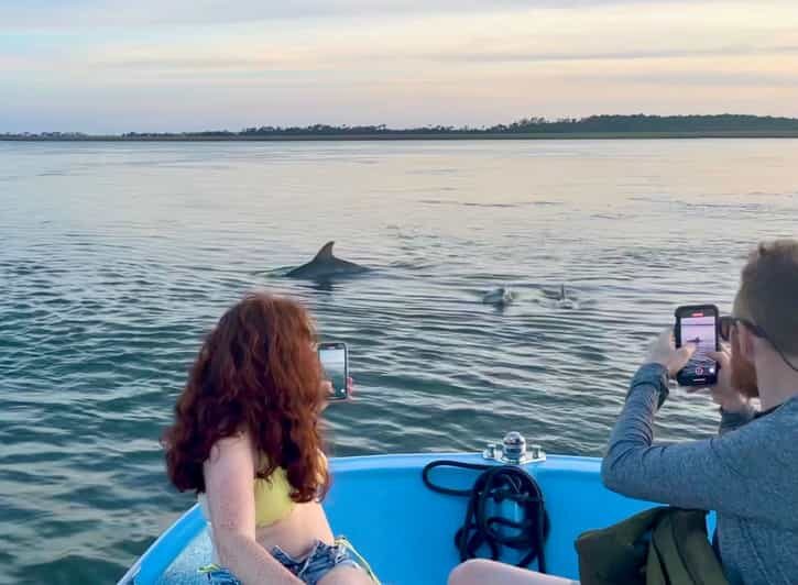 Charleston: Morris Island Dolphin Cruise with Beachcombing - FAQs