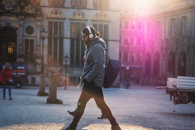 Charleston Self Guided Ghost Tour in 12 Languages - Charleston Self Guided Ghost Tour in 12 Languages: A Spooky Self-Directed Adventure