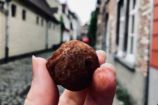Charlie's Private Chocolate Tour (Ghent) - Key Points