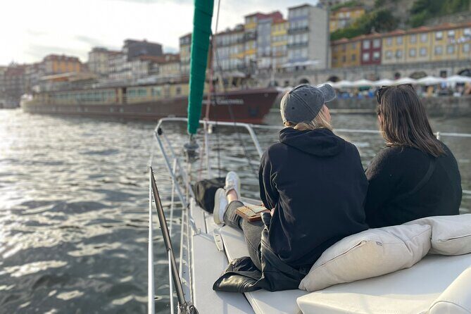 Charming tour of the Douro on an exclusive sailboat for up to 8 people - Exploring the Experience in Depth