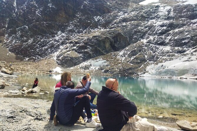 Charquini Mountain 5.390 meters La Paz - Key Points