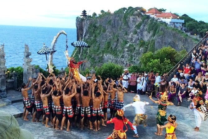 Charter Standard Vehicle with Driver at Bali- 10 Hours Usage - Why Choose a Private Bali Car Charter?