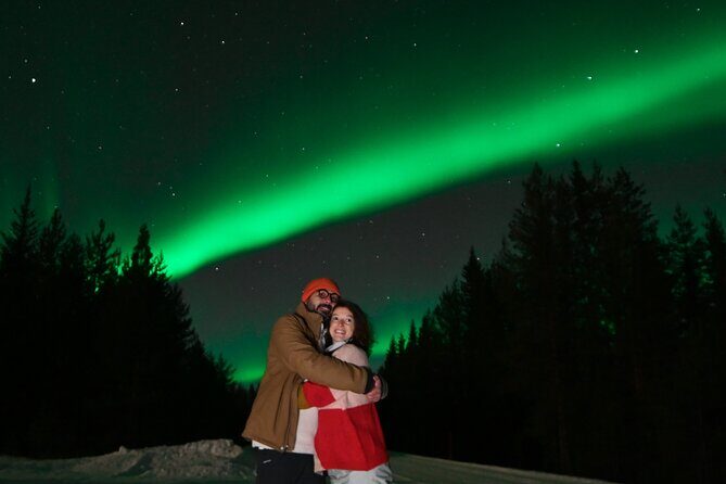 Chasing the auroras guaranteed tour with professional photography - Quick Overview: What Makes This Aurora Tour Stand Out