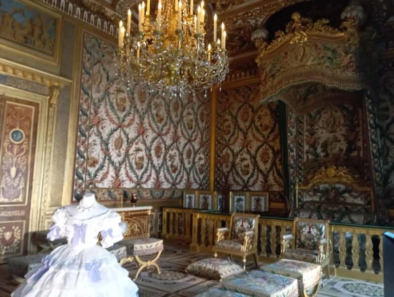 Château Fontainebleau English Guided Tour Max 6 participants - Who Should Take This Tour?