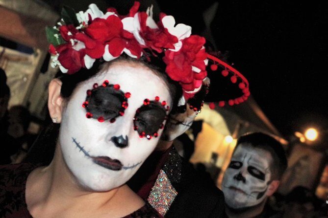 ChattaBOOga Ghost Walk Tour in Chattanooga - Exploring the ChattaBOOga Ghost Walk: An Authentic Nighttime Adventure