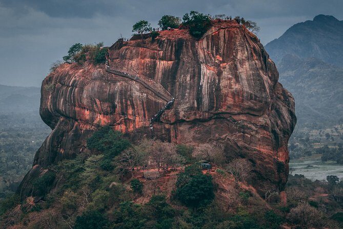 Chauffeur guide and Tour organizer - The Practicalities: Price, Booking, and Logistics