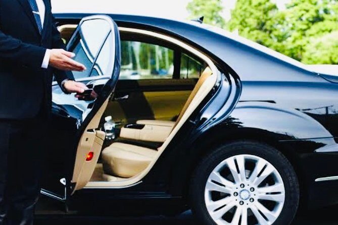 Chauffeur Service For Airport Transfers in London 2025 - An In-Depth Look at the Heathrow Chauffeur Experience