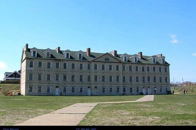 Chauffeured Historic Tour of Detroit with Flexibility - Exploring Detroit in Comfort and Style