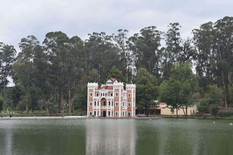Chautla's Castle, Lavender Farm, and Valquirico Private Tour - Frequently Asked Questions