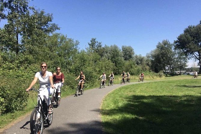 Cheese, Canals & Windmill Countryside E-Bike Tour Amsterdam - FAQ