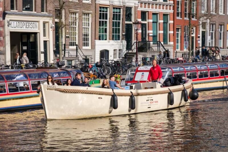Cheese & Drinks Guided Amsterdam Boat Tour, All Inclusive - Authenticity and Atmosphere