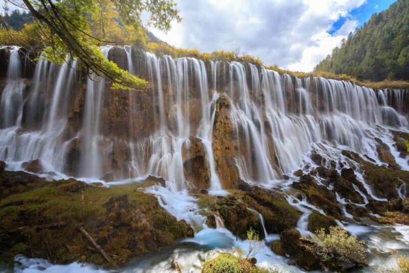Chengdu: 5-Day Jiuzhaigou and Dujiangyan Tour with Panda - In-Depth Review: What This Tour Offers