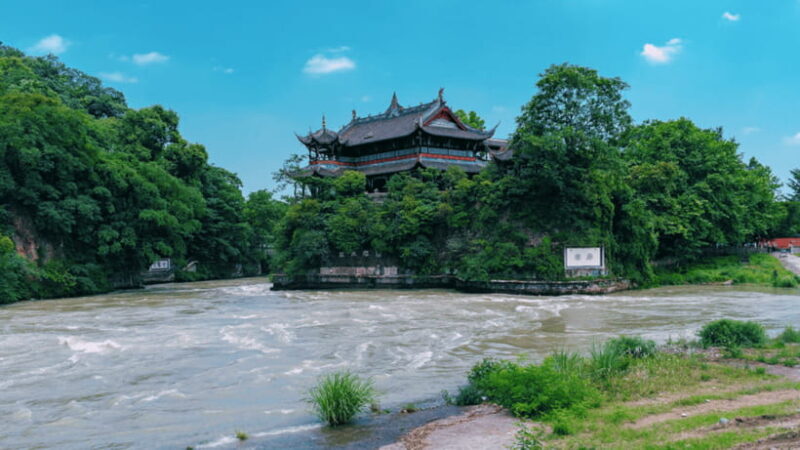 Chengdu: Dujiangyan Worlds Oldest Water Conservancy Project - Key Points