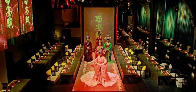 Chengdu: Flea Market, Fashion District, and Dinner Tour - Exploring Chengdu’s Flea Market and Creative Districts