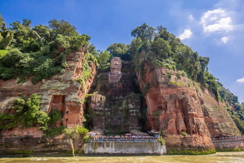 Chengdu: Leshan Giant Buddha & Huanglongxi Ancient Town Tour - Who Will Love This Tour?