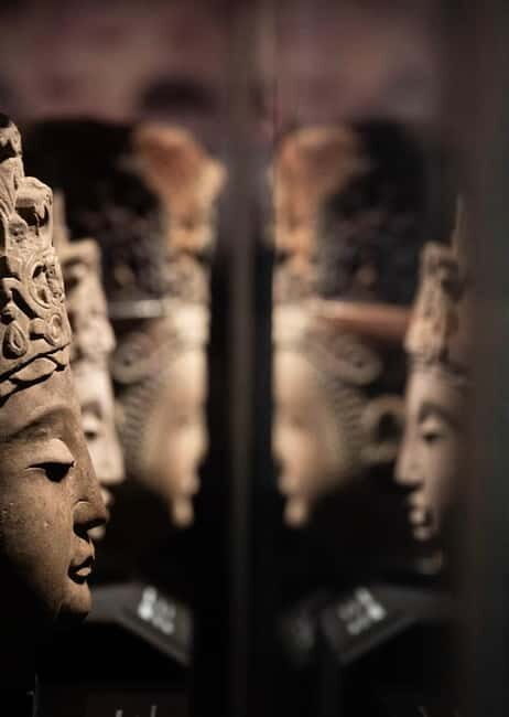 Chengdu: Local Alley, Museum, Handcraft & Night Market Tour - Exploring Chengdu: A Practical, Authentic Day