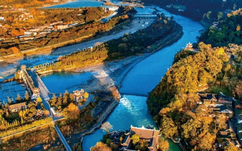 Chengdu Pandas&Dujiangyan Private Tour with Blue Tears - Evening Views and the Blue Tears Light Show