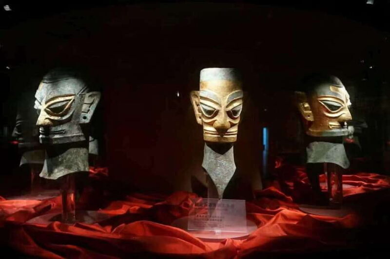 Chengdu: Private Day Trip to Sanxingdui and Panda Base - Chengdu: Private Day Trip to Sanxingdui and Panda Base