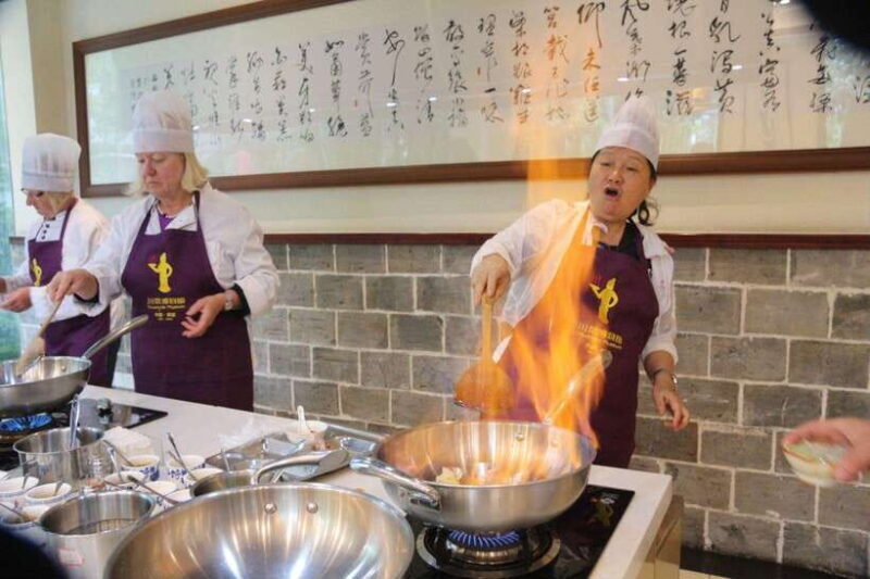 Chengdu: Sichuan Cuisine-Themed Museum Cooking Experience - Why This Tour Offers Great Value