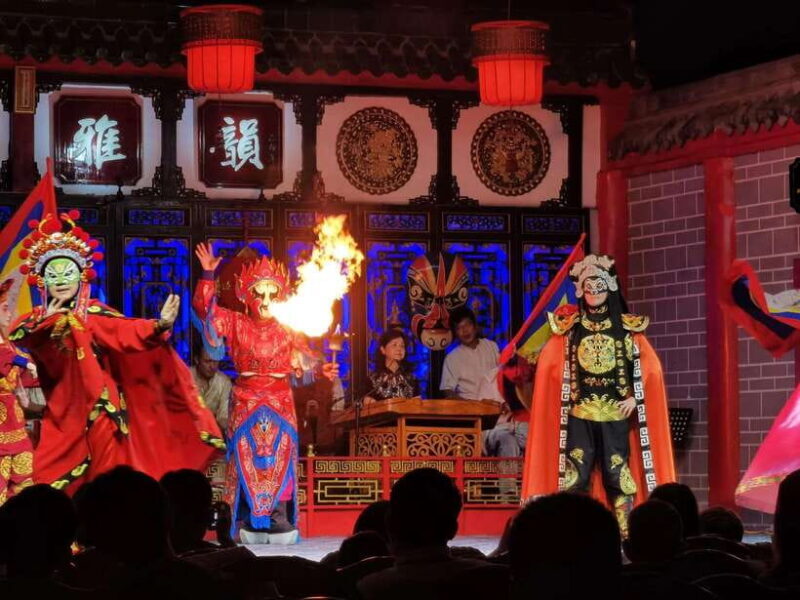 Chengdu: Sichuan Opera Face-Changing and Acrobatics Show - What to Expect from the Sichuan Opera Face-Changing Show