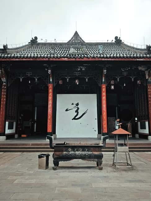 Chengdu Soul Bites: Taoist Mysteries & Market Feasting - A Practical and Authentic Taste of Chengdu