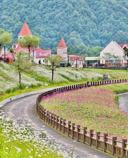 Chengdu: Xiling Snow Mountain Tour with Cable Car & Hiking - Key Points