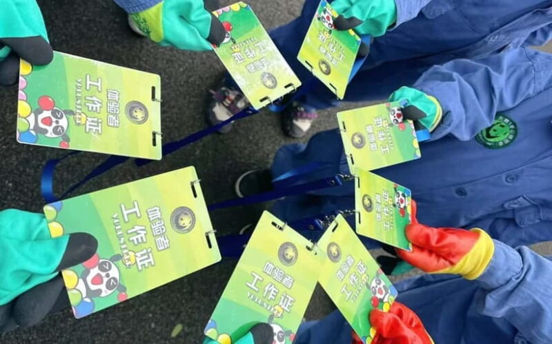 Chengdu:Panda Keepervolunteer for a Day with Pickup - Whos This Tour Best For?