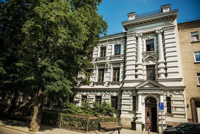 Chernobyl Series Tour Vilnius - Exploring Vilnius through the Lens of Chernobyl and Soviet History