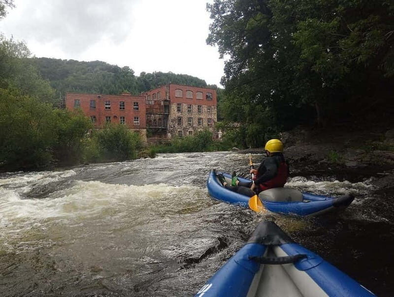 Chester: Kayak Rolling Clinic on the River Dee - Key Points