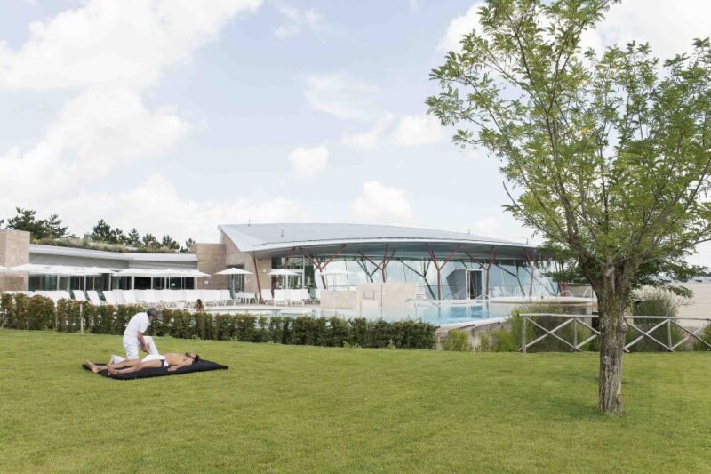 Chianciano Terme: Theia Thermal Pools Entrance Ticket - Discover the Comfort of Tuscany’s Theia Thermal Pools