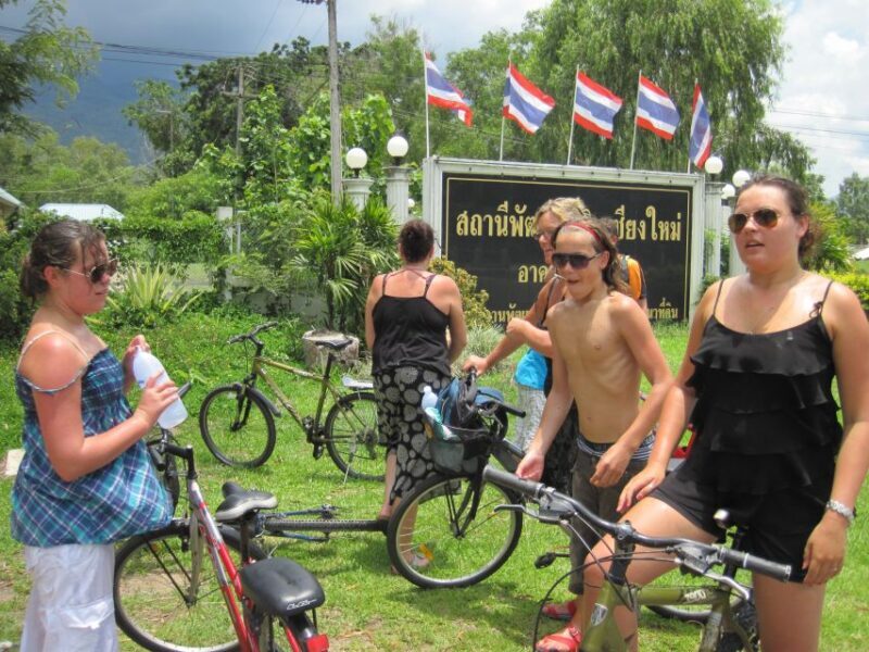 Chiang Mai: 24 km Leisure Cycling & swim Lake Huay Tueng Tao - Starting Out: The Convenience of Pickup and a Clear Outline